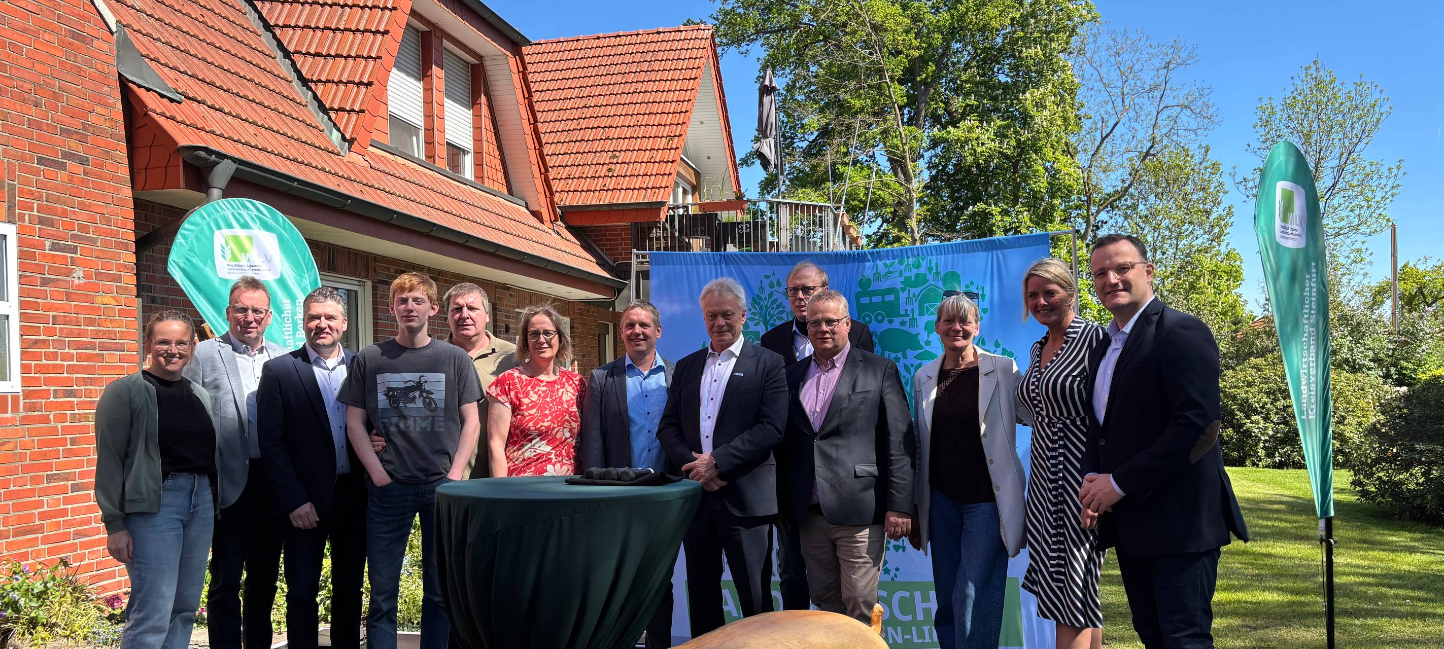 Jungbauern in der Klemme: Ohne Förderung geht es nicht.